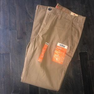 Men’s khaki pants